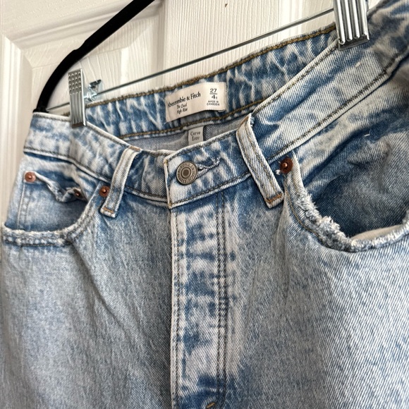 Abercrombie & Fitch Denim - Abercrombie & Fitch Curve Love High Rise Dad Jean